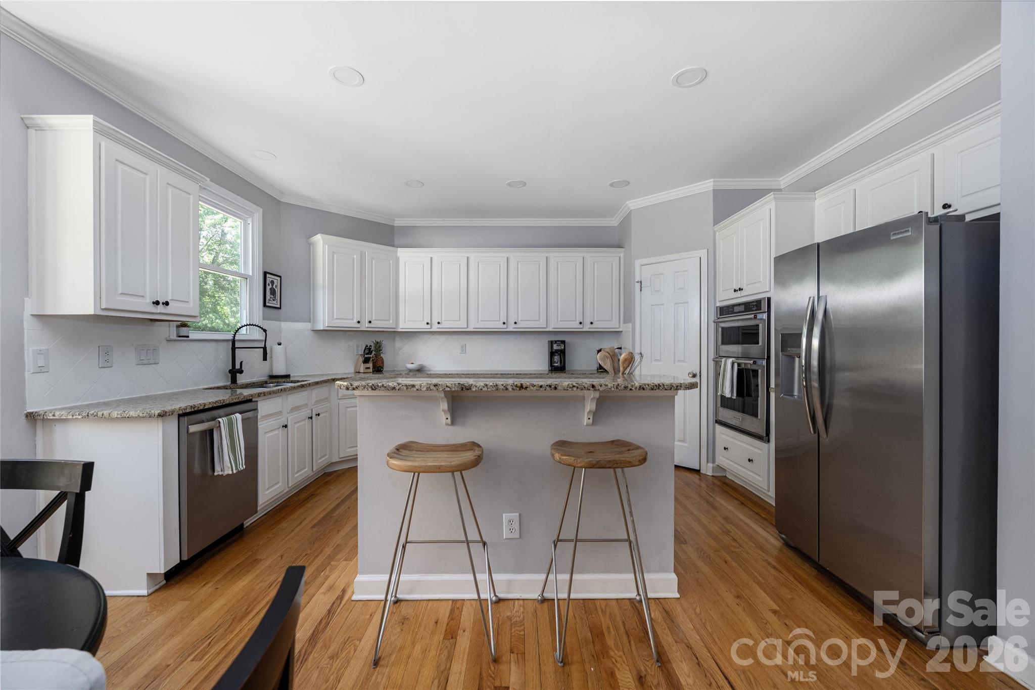 10025 Bayart Way — Huntersville