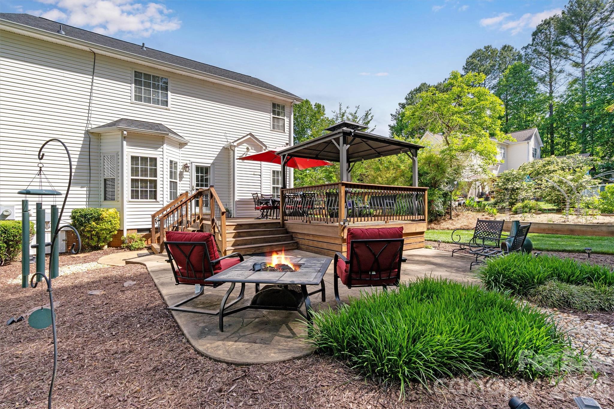 7074 Ridgeway Road — Stanley