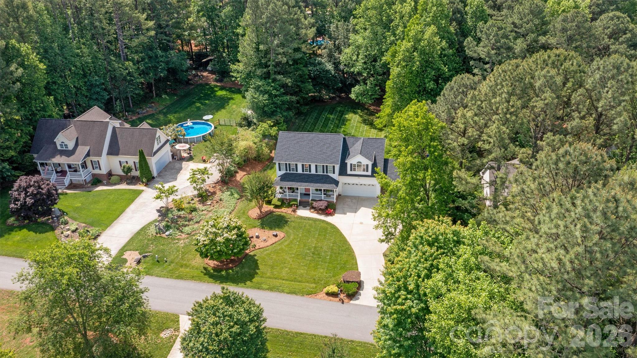 7074 Ridgeway Road — Stanley