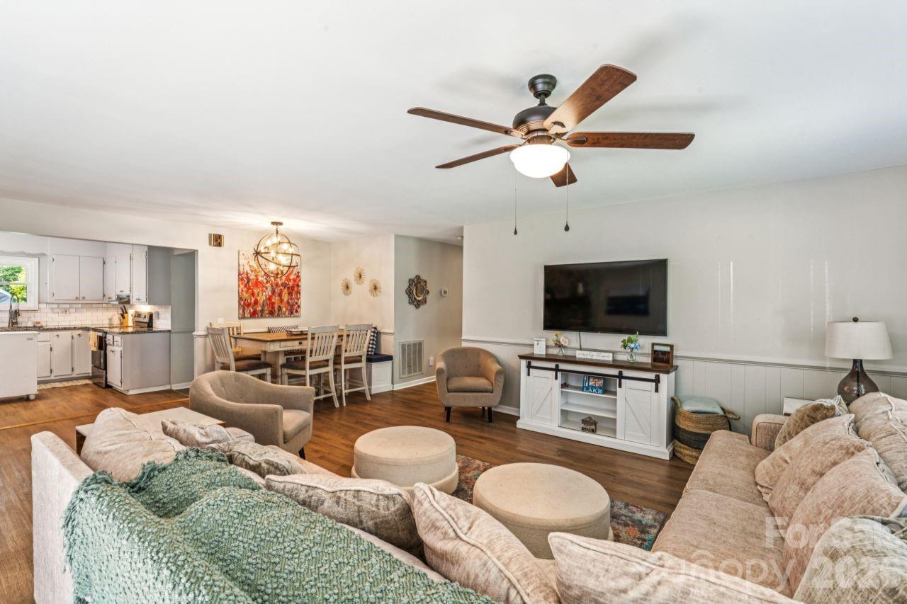 49571 Blackberry Road — Norwood