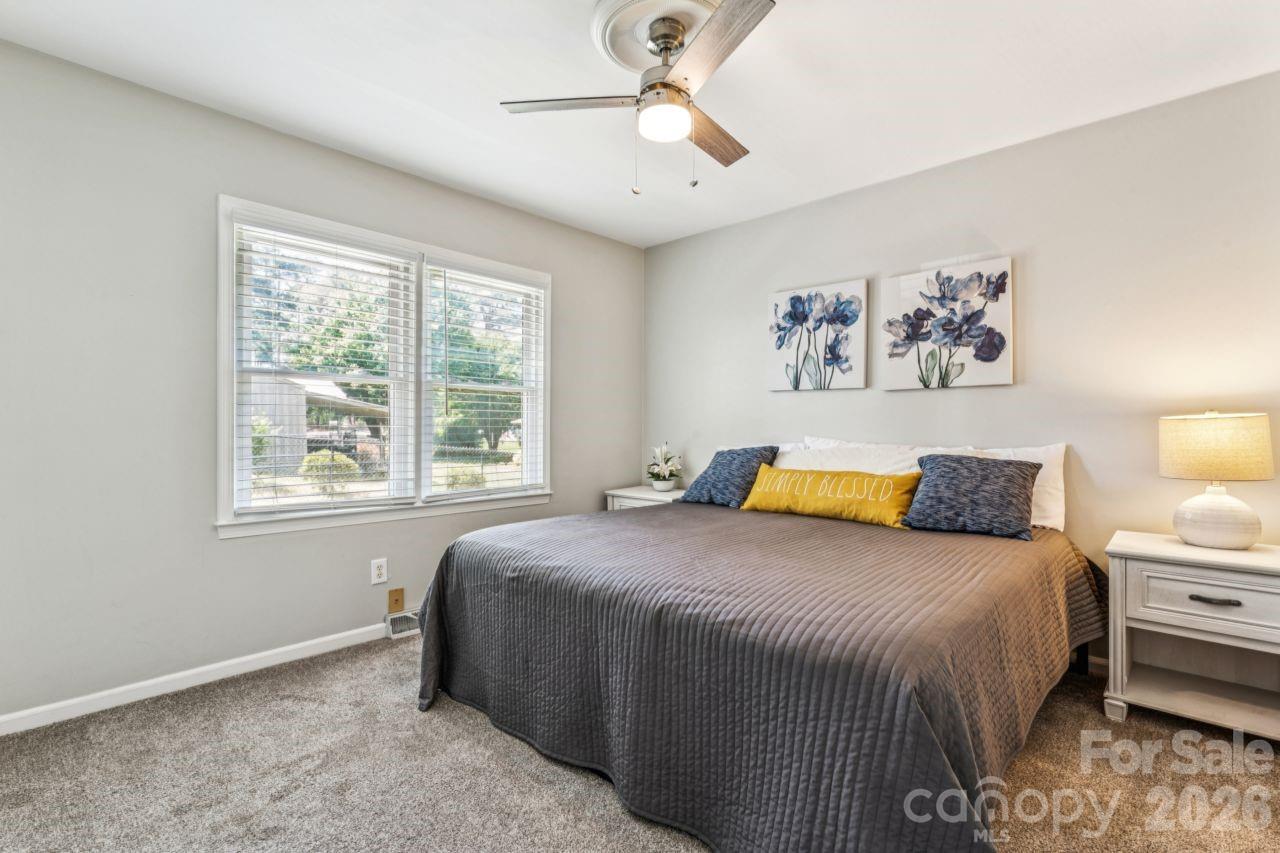 49571 Blackberry Road — Norwood