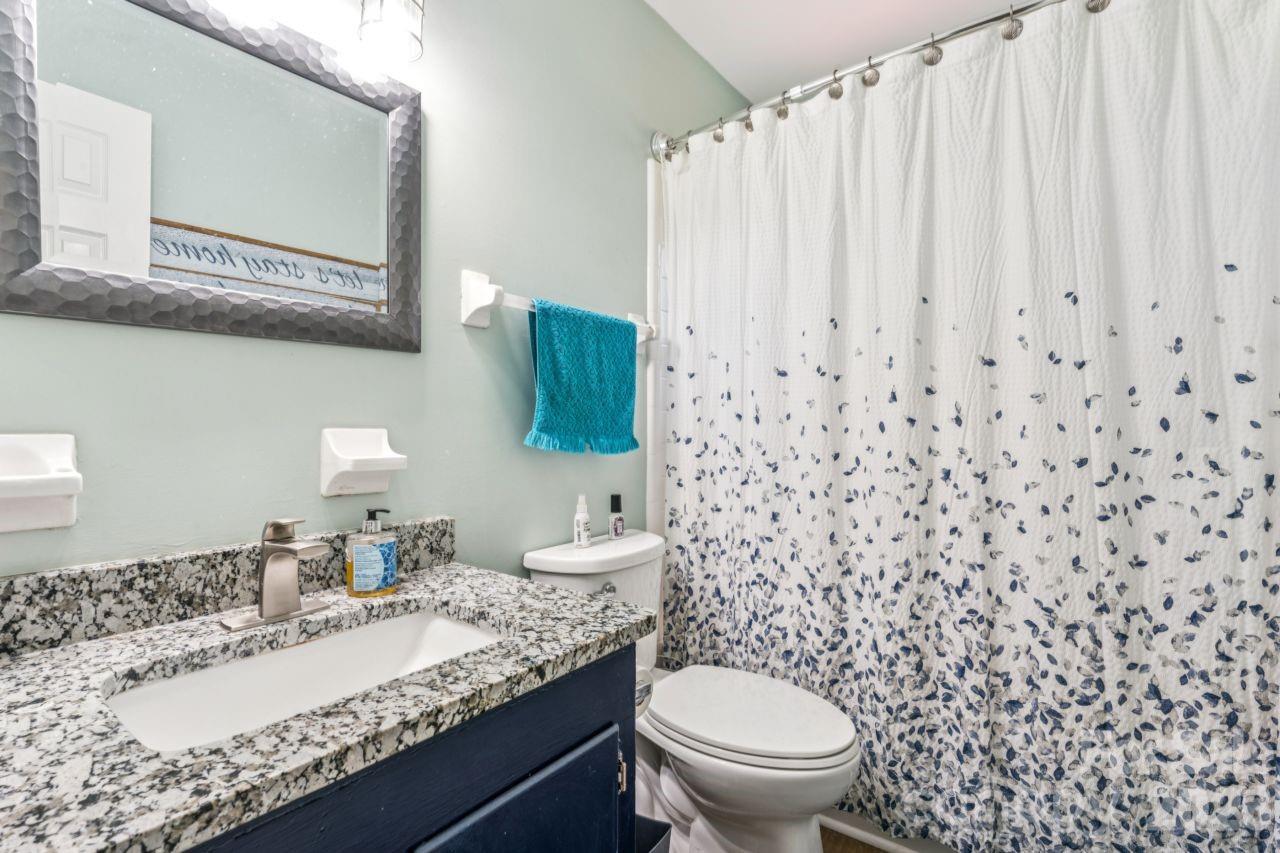 49571 Blackberry Road — Norwood