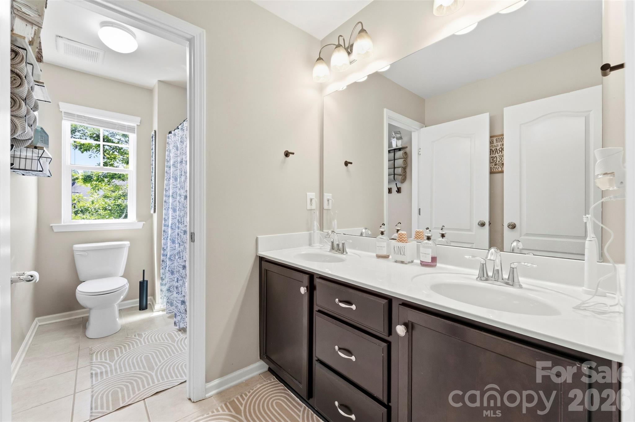 2028 Brightflower Lane — York