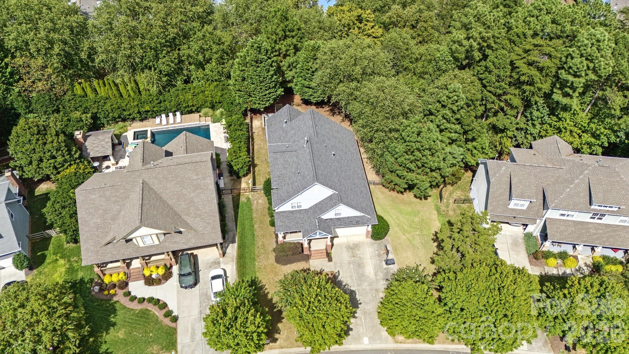 342 Shoreline Parkway — Tega Cay