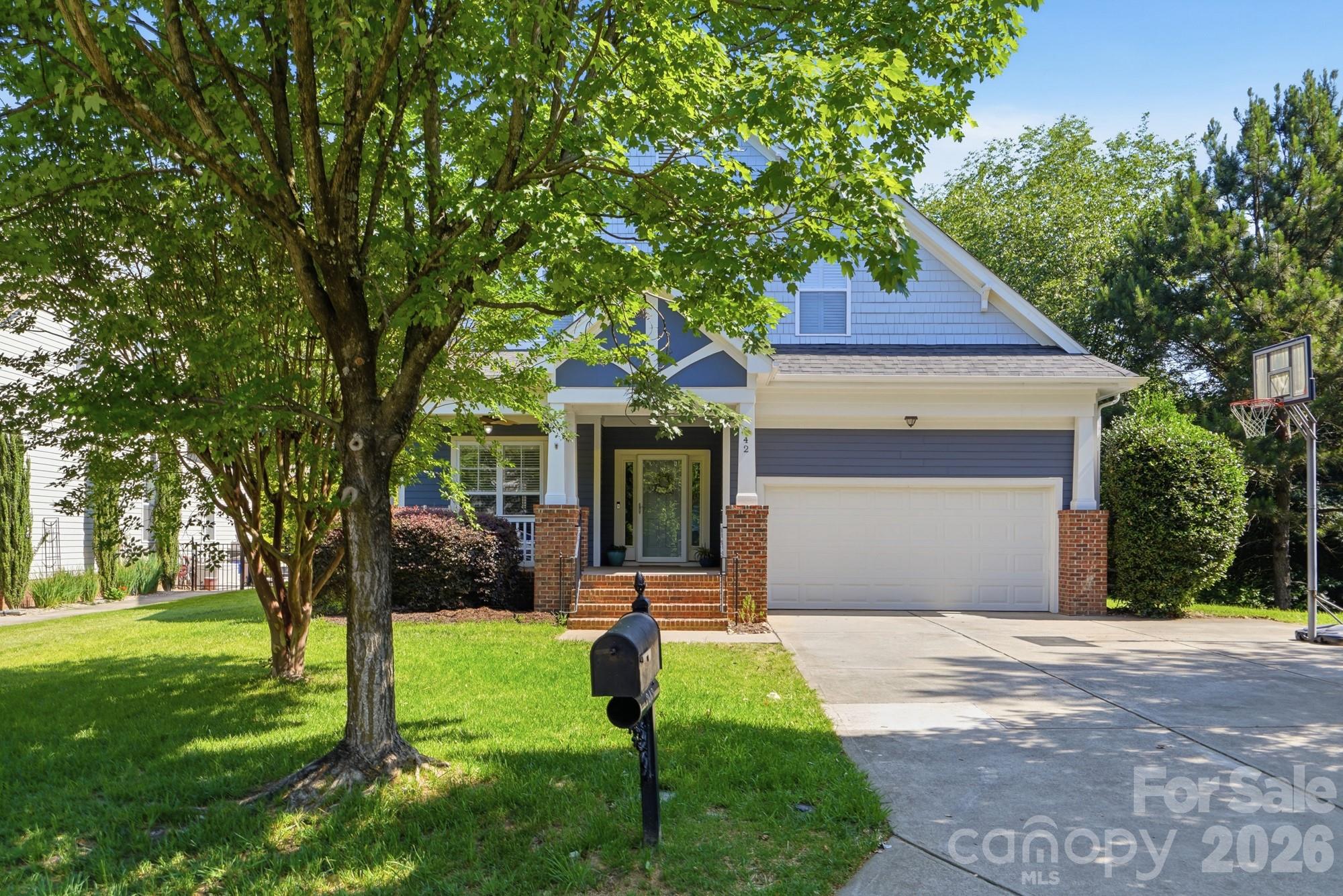 342 Shoreline Parkway — Tega Cay