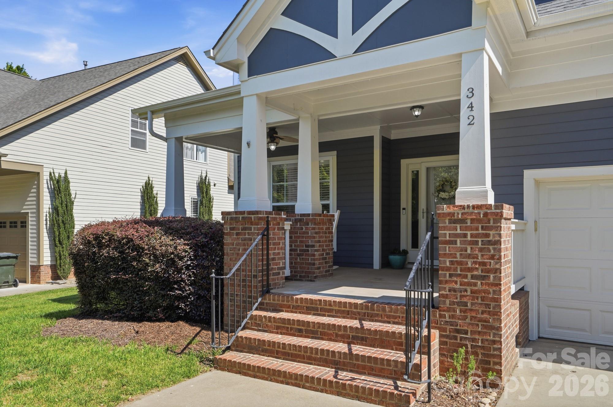 342 Shoreline Parkway — Tega Cay