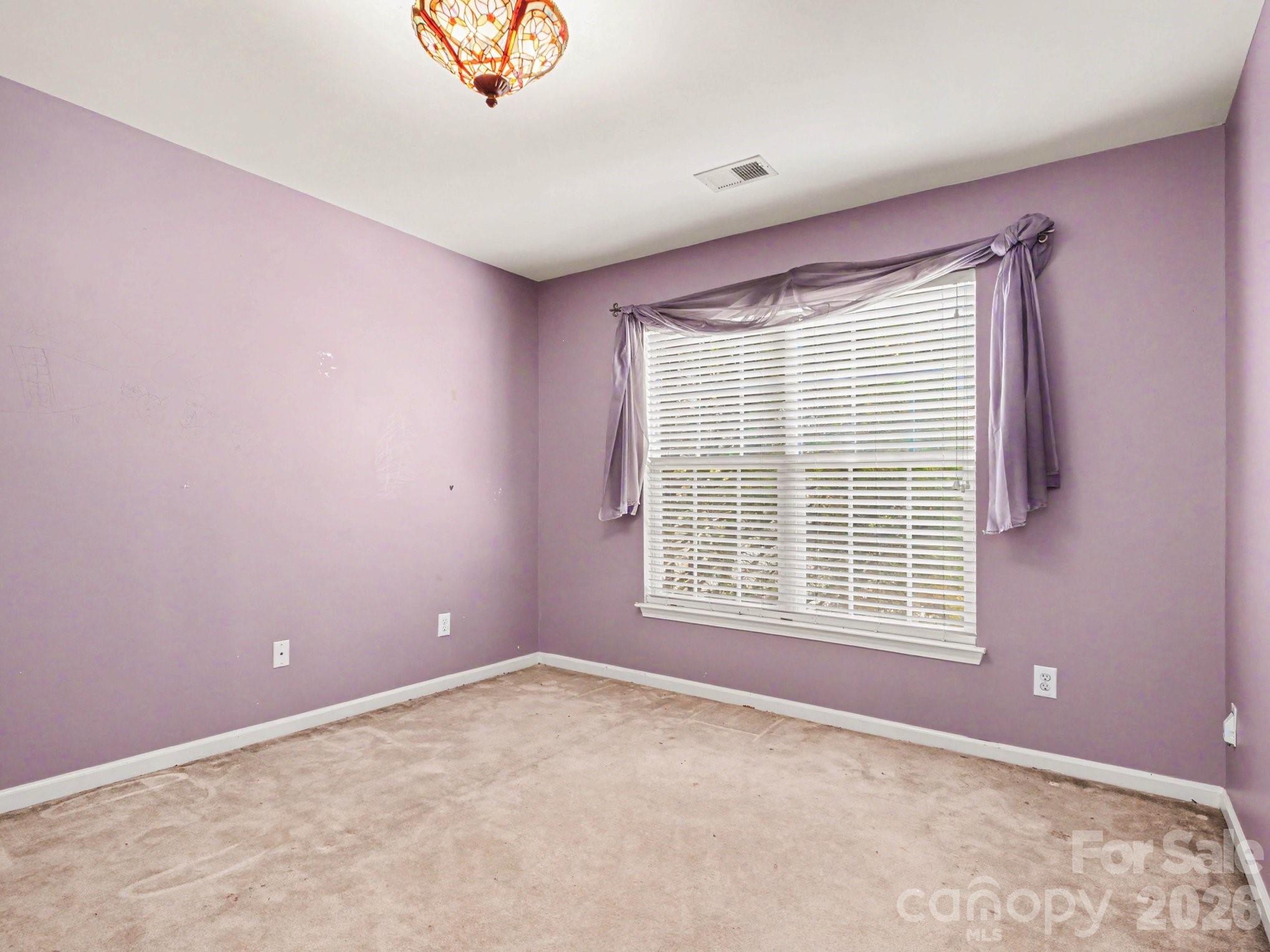 8800 Cavonnier Lane — Charlotte