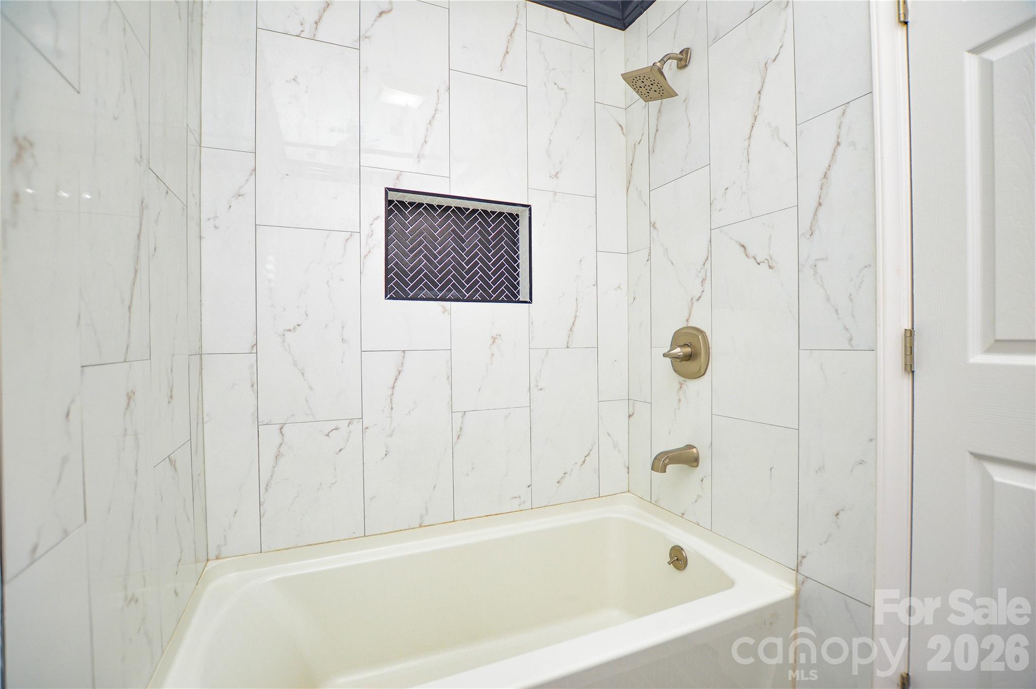 2407 Caswell Court — Gastonia