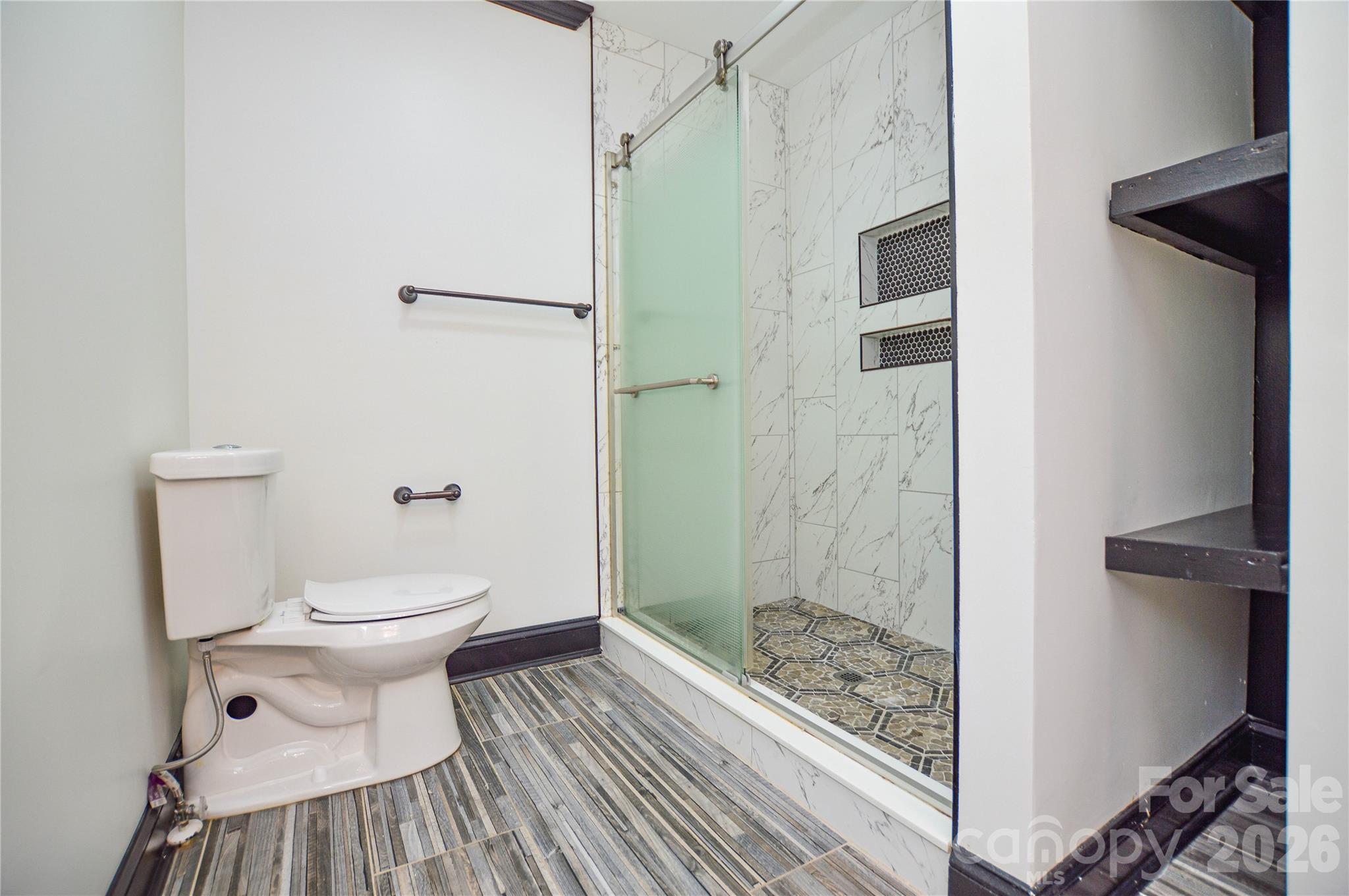 2407 Caswell Court — Gastonia