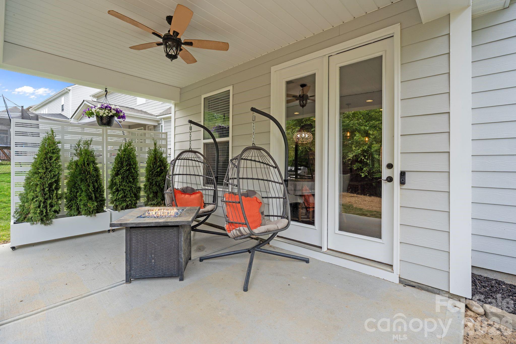 166 Stibbs Cross Road — Mooresville