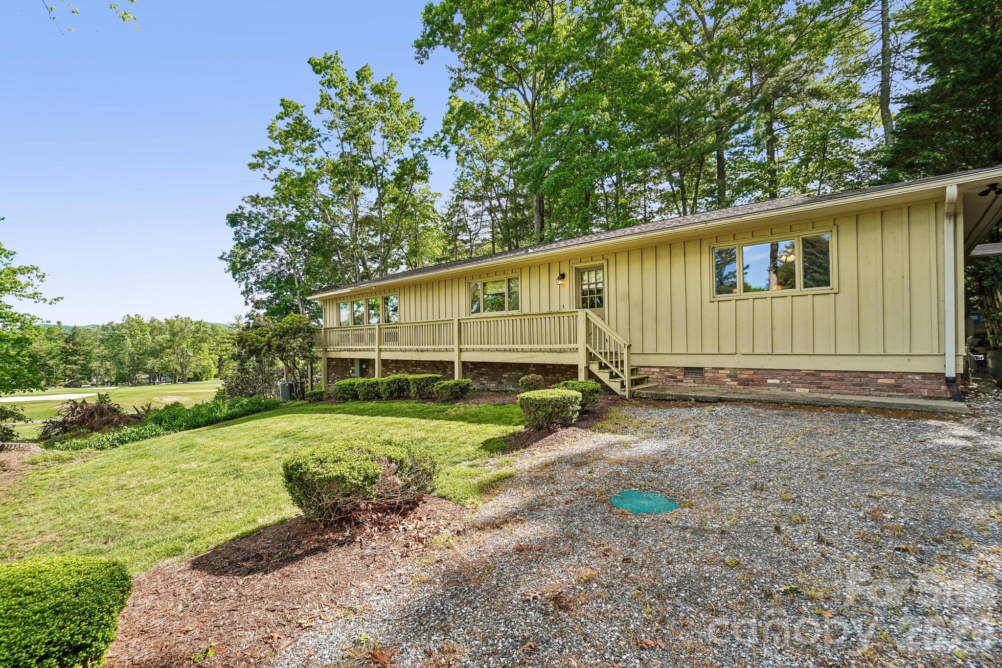 3 Greenbriar Woods Circle — Etowah