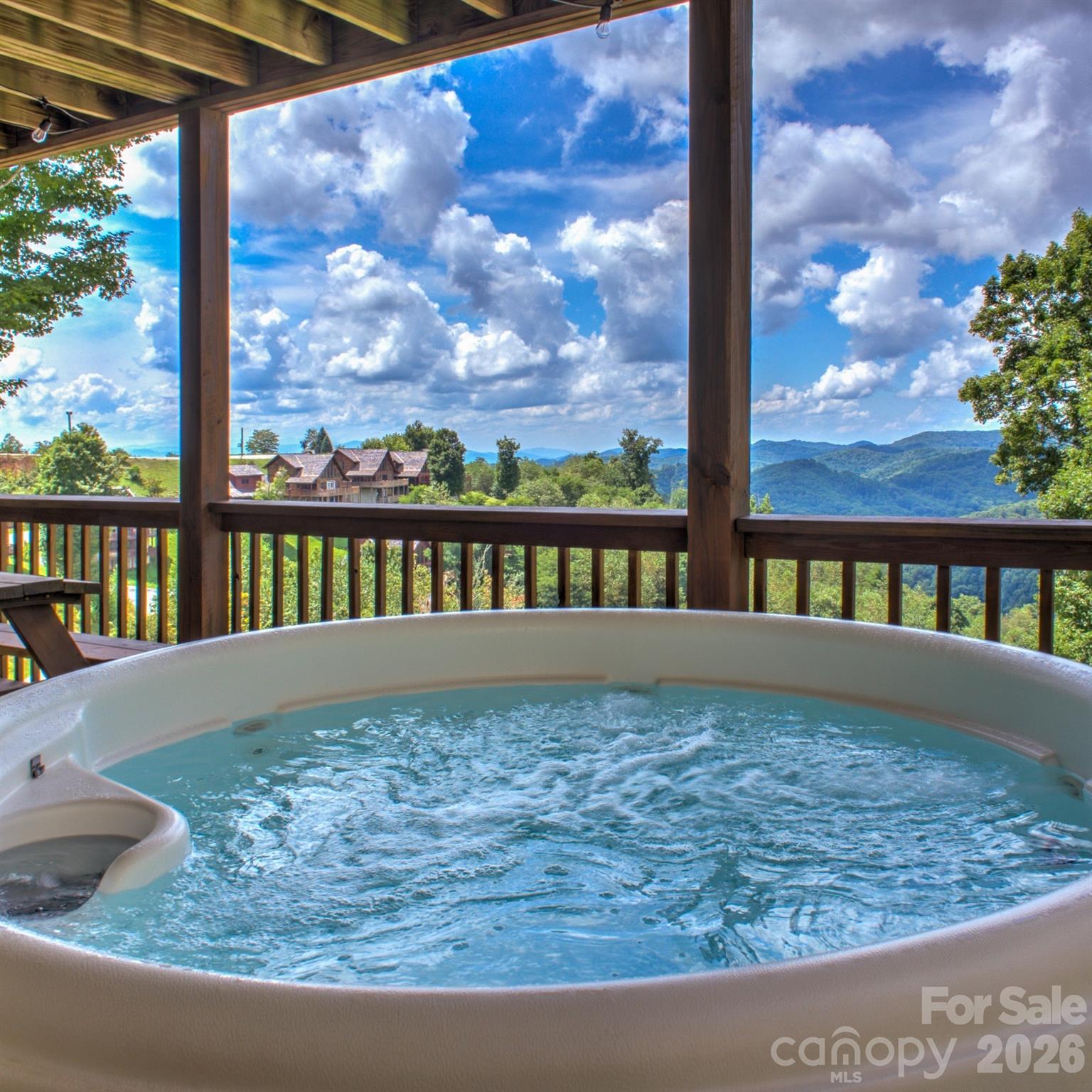 181 Scenic Wolf Drive — Mars Hill