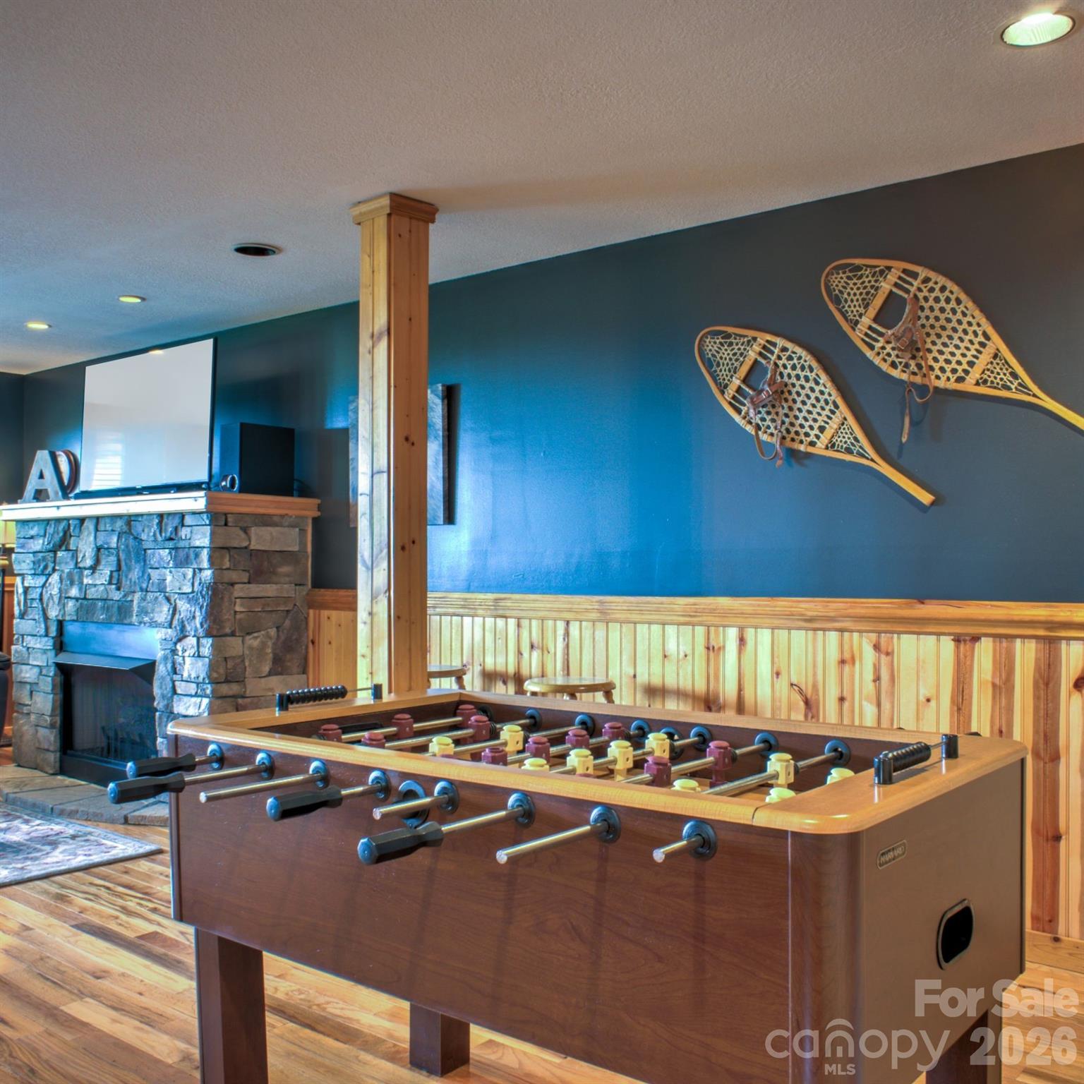 181 Scenic Wolf Drive — Mars Hill