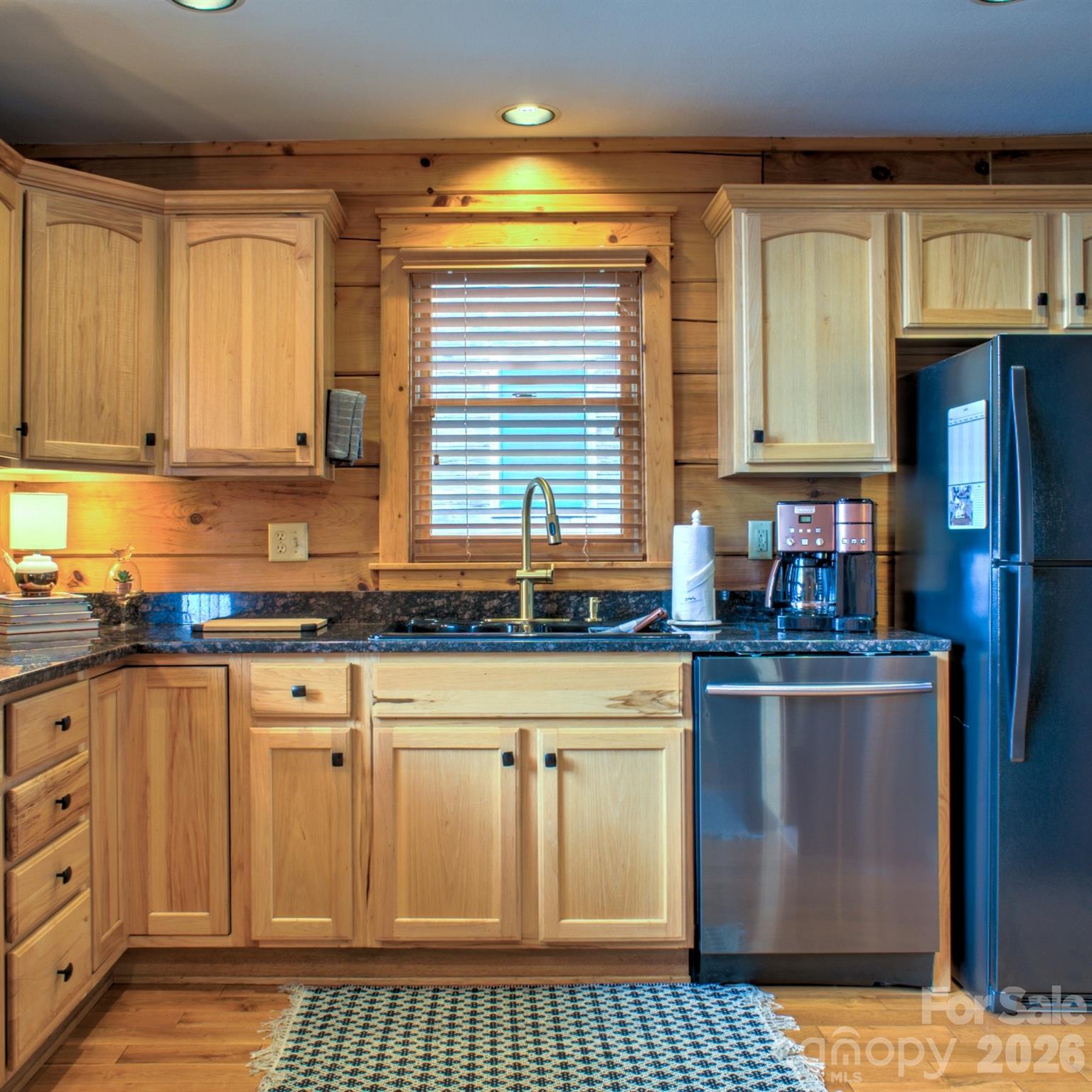 181 Scenic Wolf Drive — Mars Hill