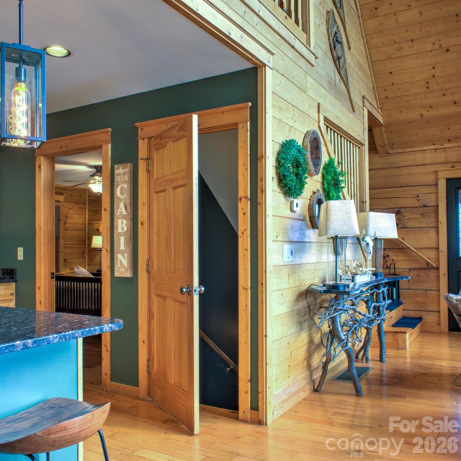 181 Scenic Wolf Drive — Mars Hill