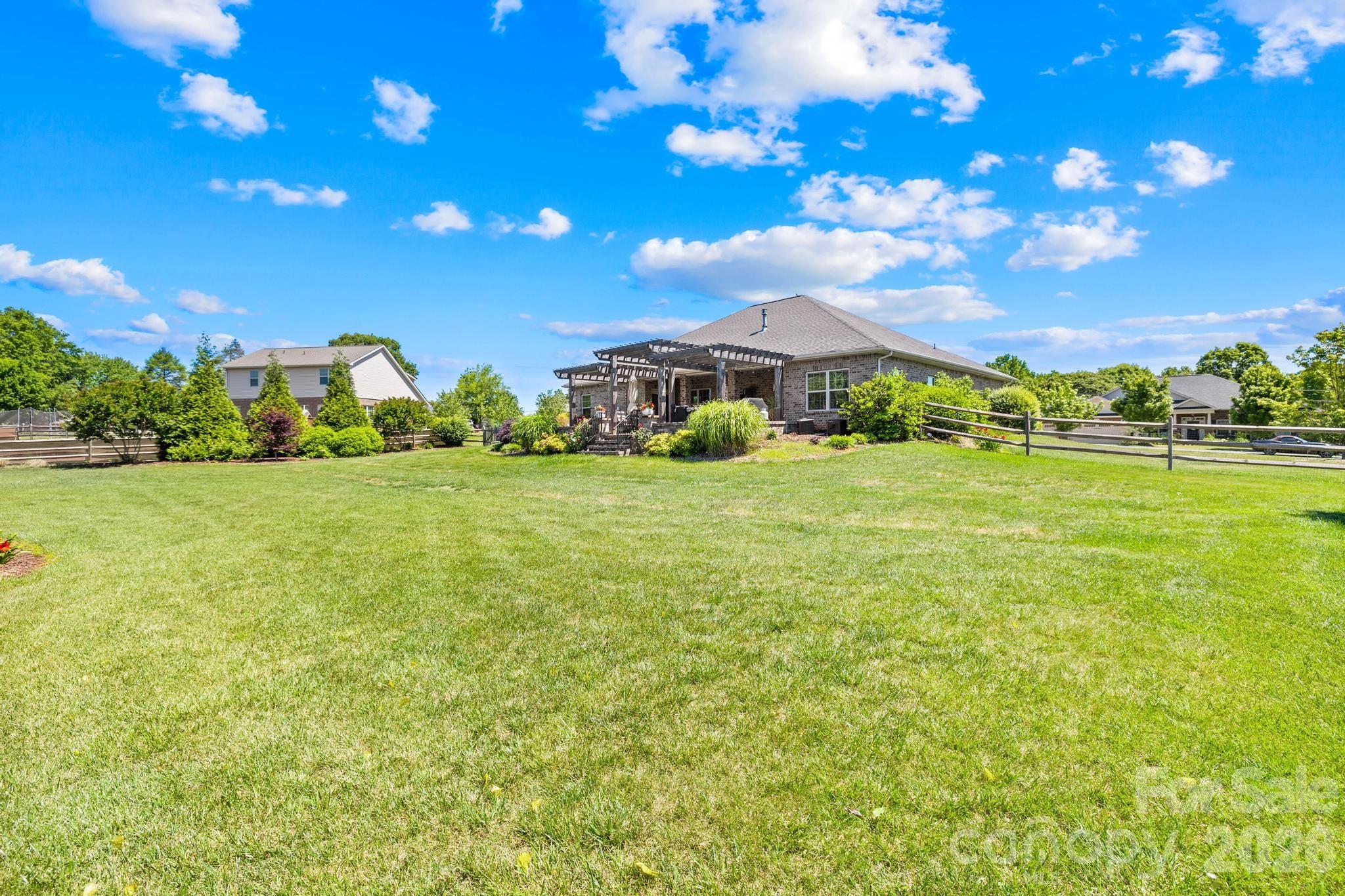 126 Tall Fern Loop — Mooresville