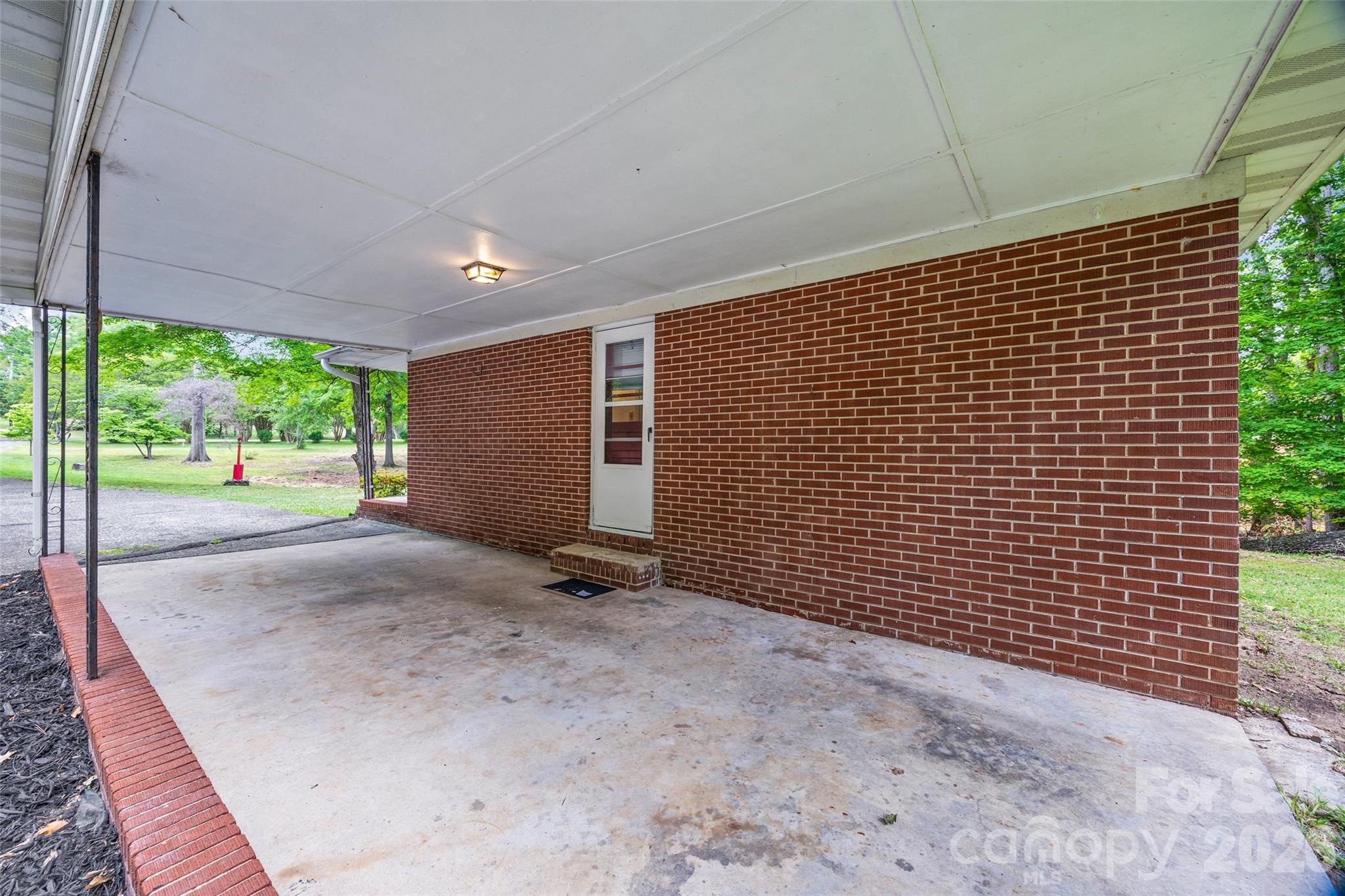 2380 Dixon Road — Belmont
