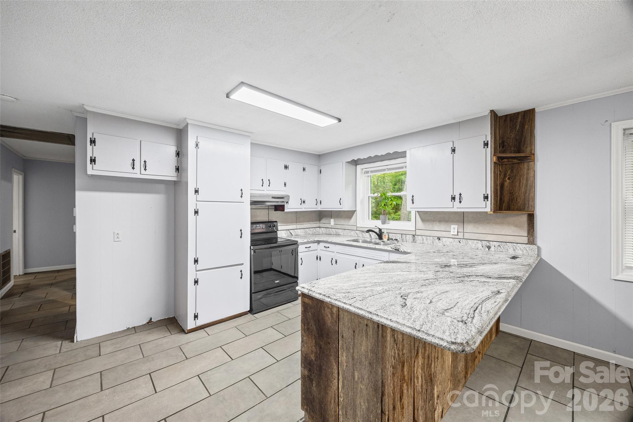 2380 Dixon Road — Belmont