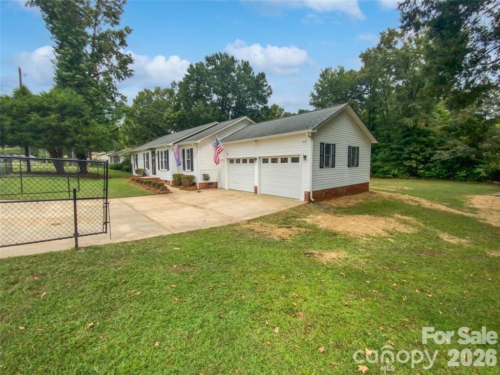 2520 Old Wilkesboro Road — Salisbury