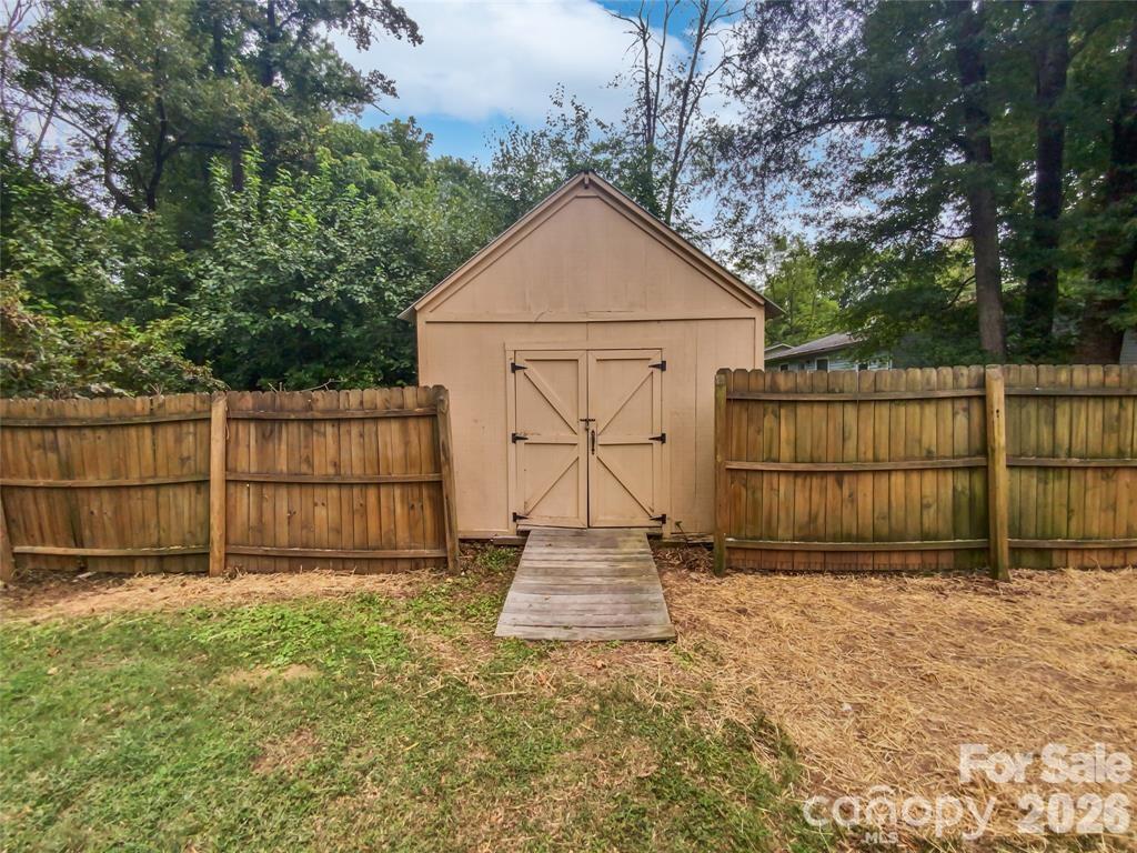 2520 Old Wilkesboro Road — Salisbury