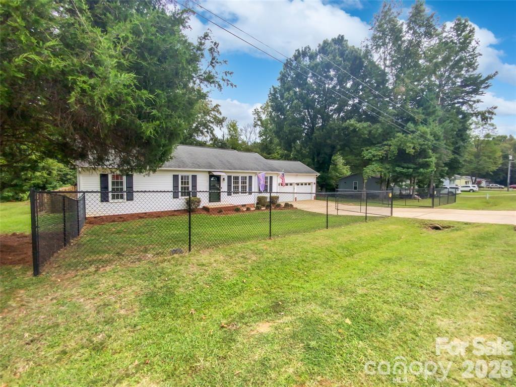 2520 Old Wilkesboro Road — Salisbury
