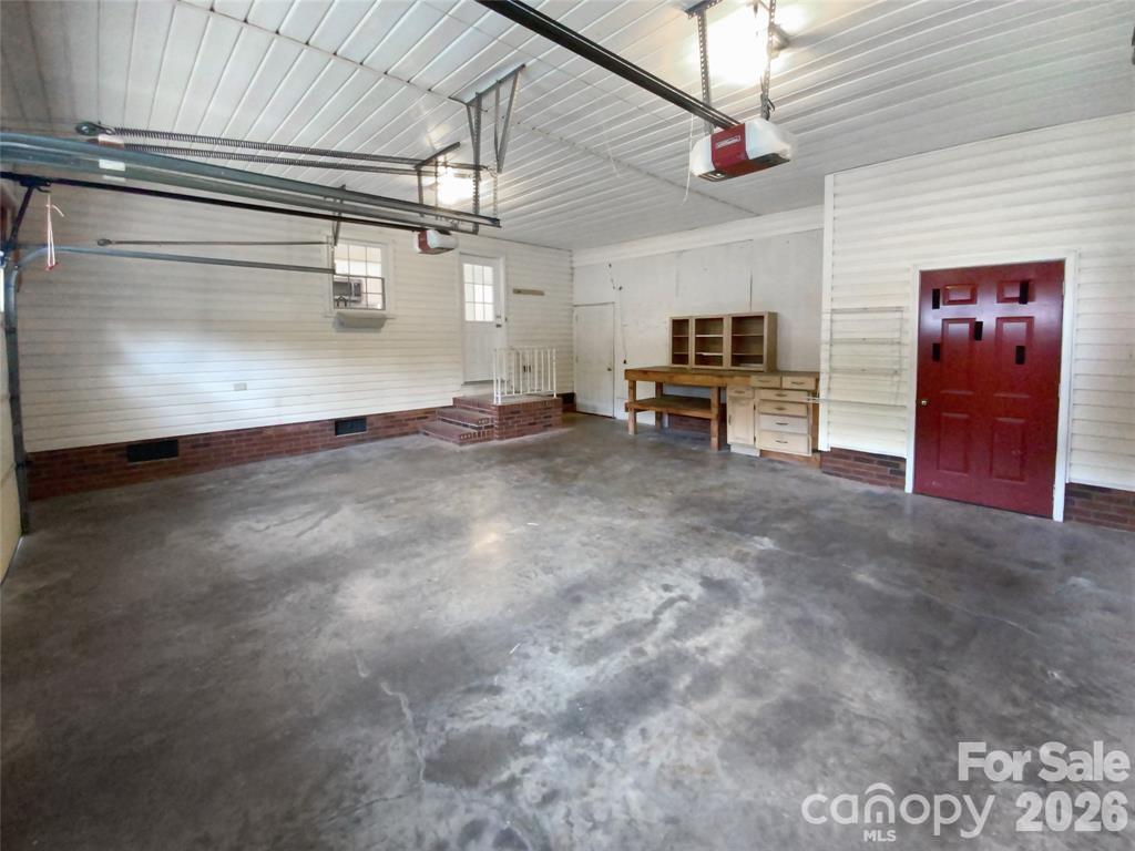 2520 Old Wilkesboro Road — Salisbury