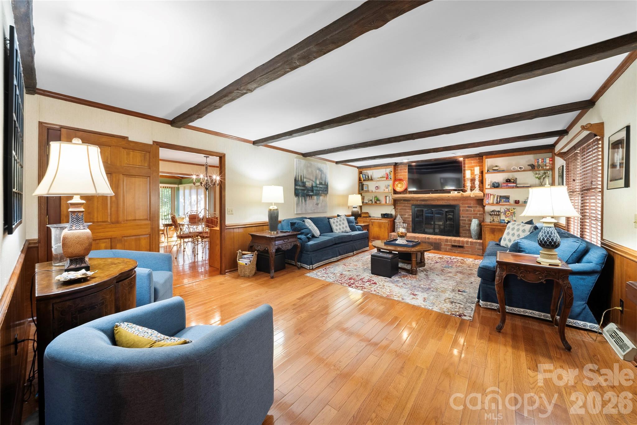 27211 Hedge Road — Albemarle