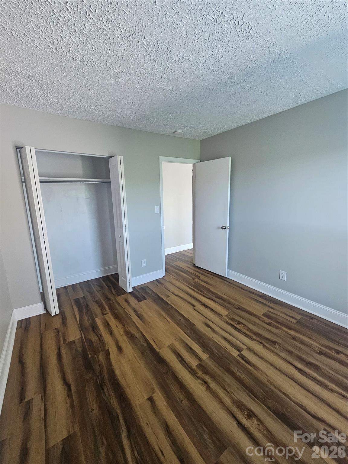 1050 21st Avenue NW #64 — Hickory