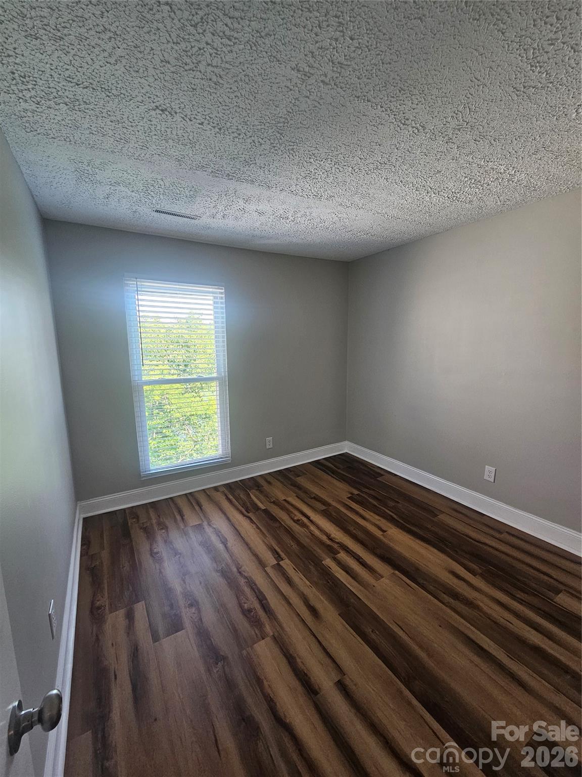 1050 21st Avenue NW #64 — Hickory