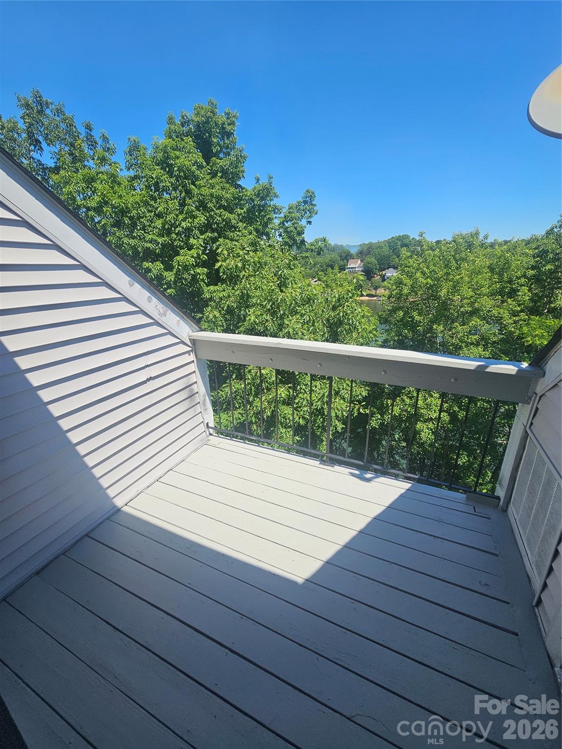 1050 21st Avenue NW #64 — Hickory