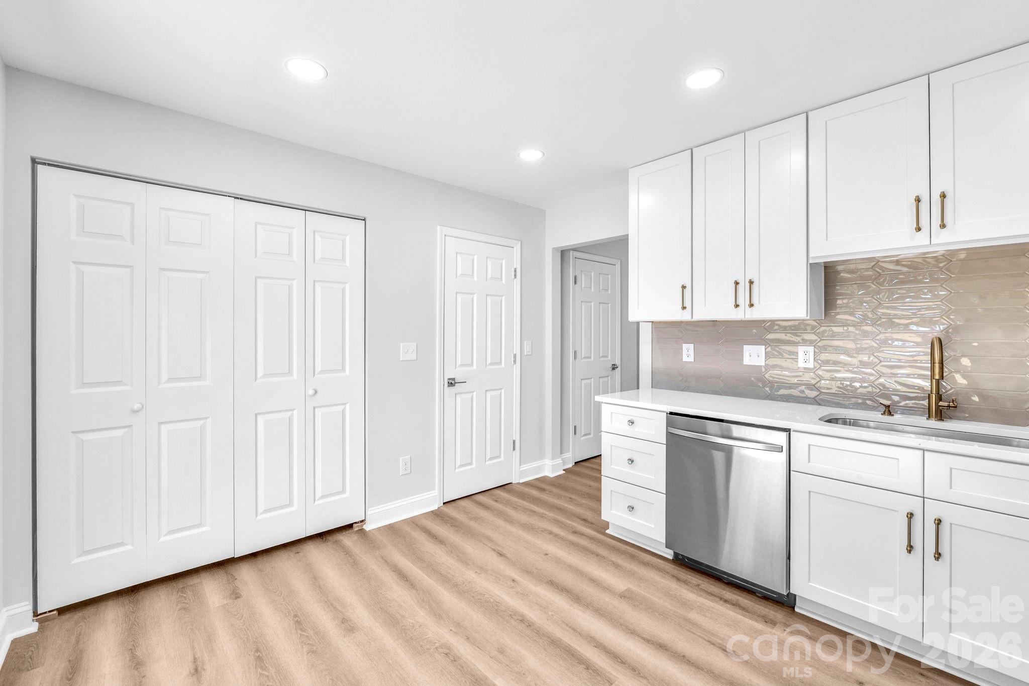 1426 Fontana Avenue — Charlotte