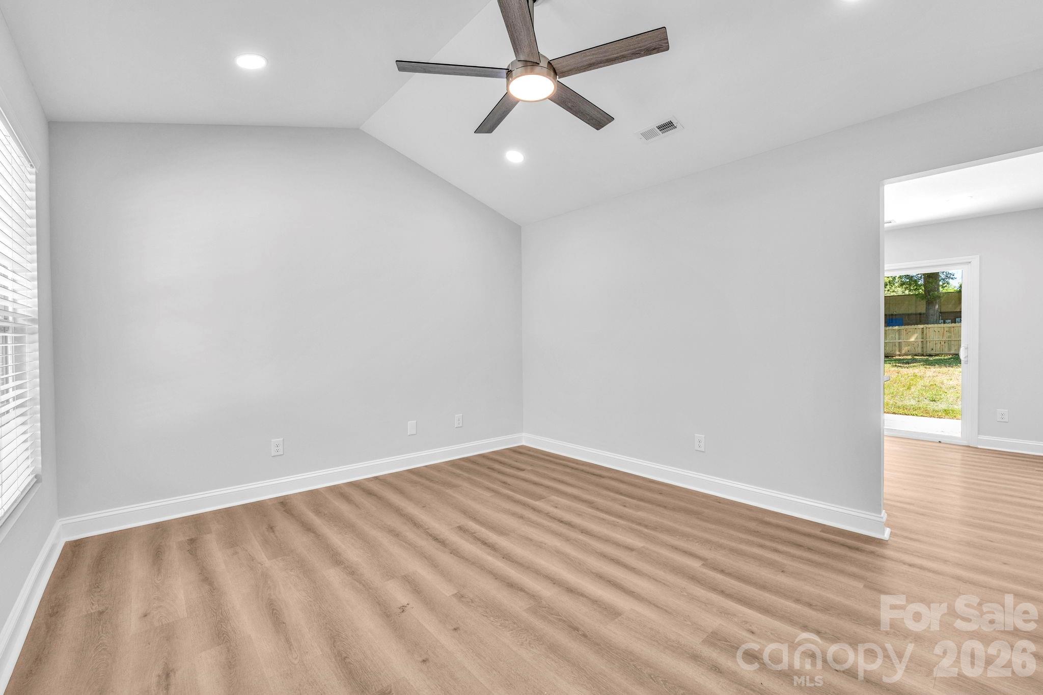 1426 Fontana Avenue — Charlotte