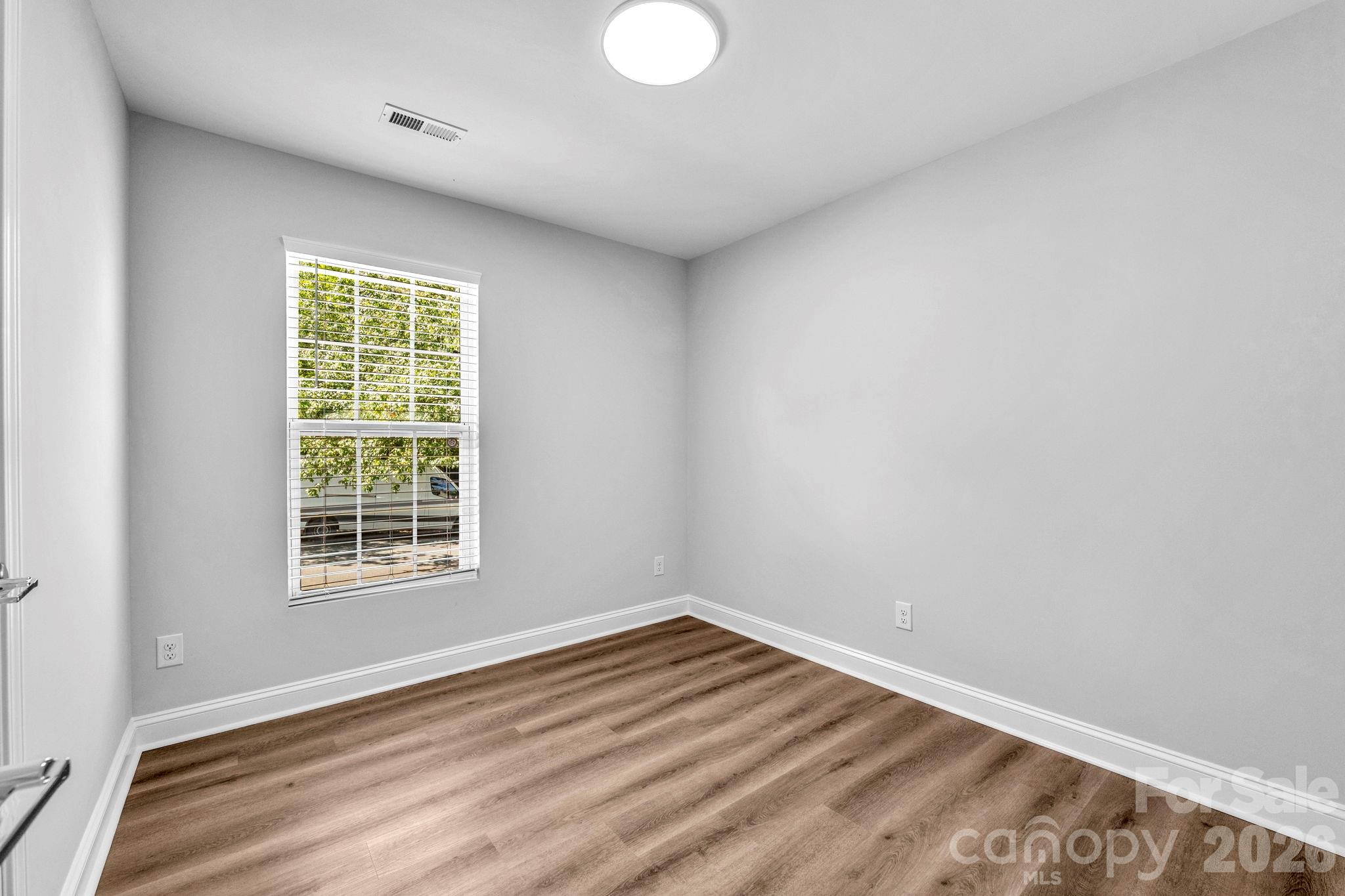 1426 Fontana Avenue — Charlotte