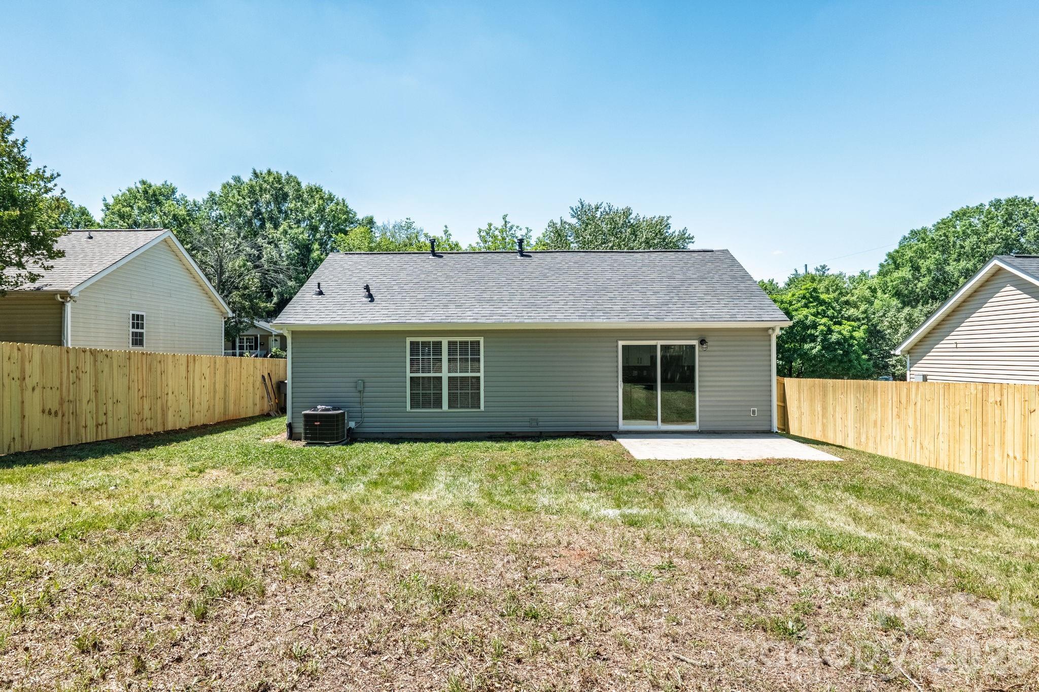 1426 Fontana Avenue — Charlotte