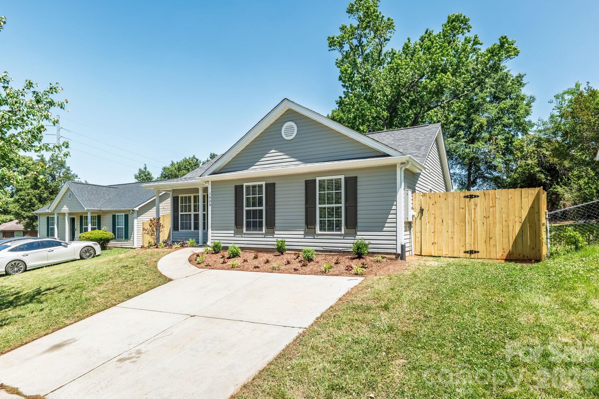 1426 Fontana Avenue — Charlotte