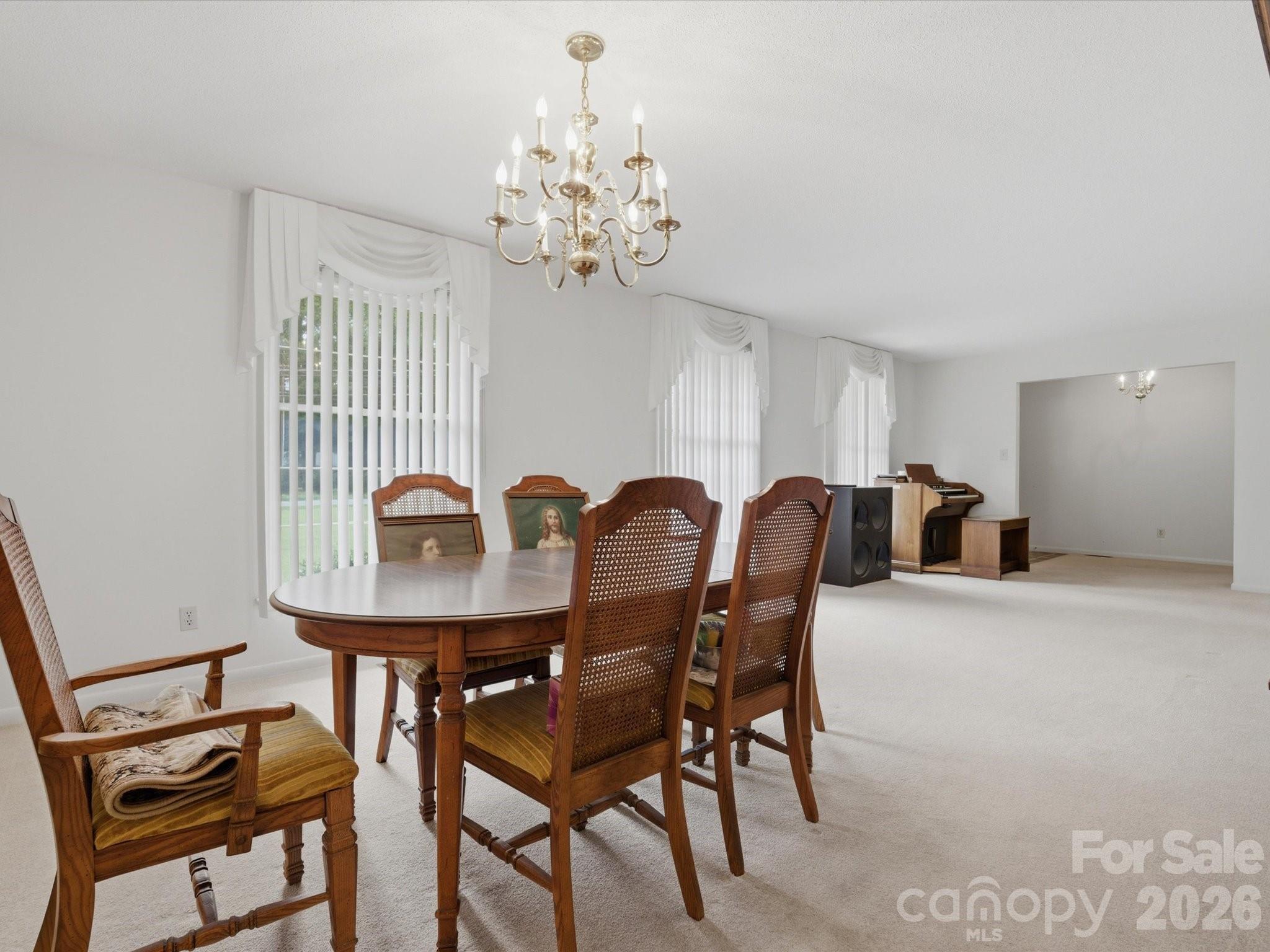 351 S Highway 200 Highway — Stanfield
