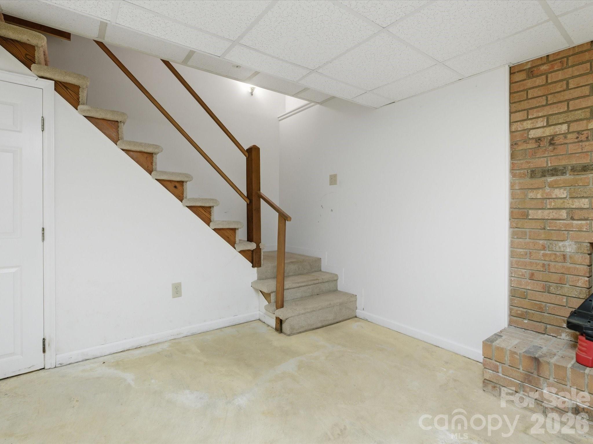 351 S Highway 200 Highway — Stanfield