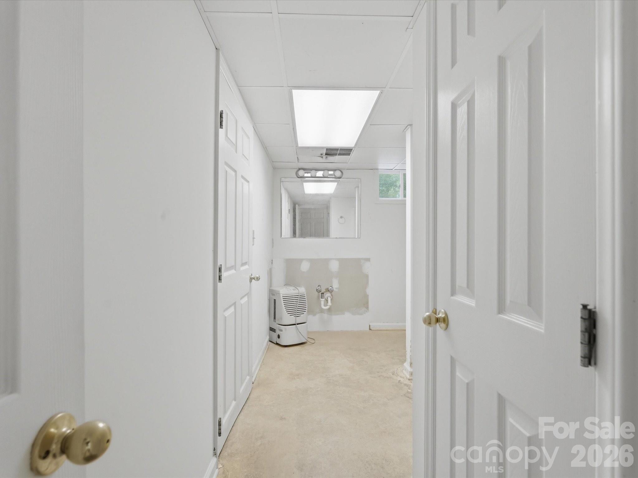 351 S Highway 200 Highway — Stanfield