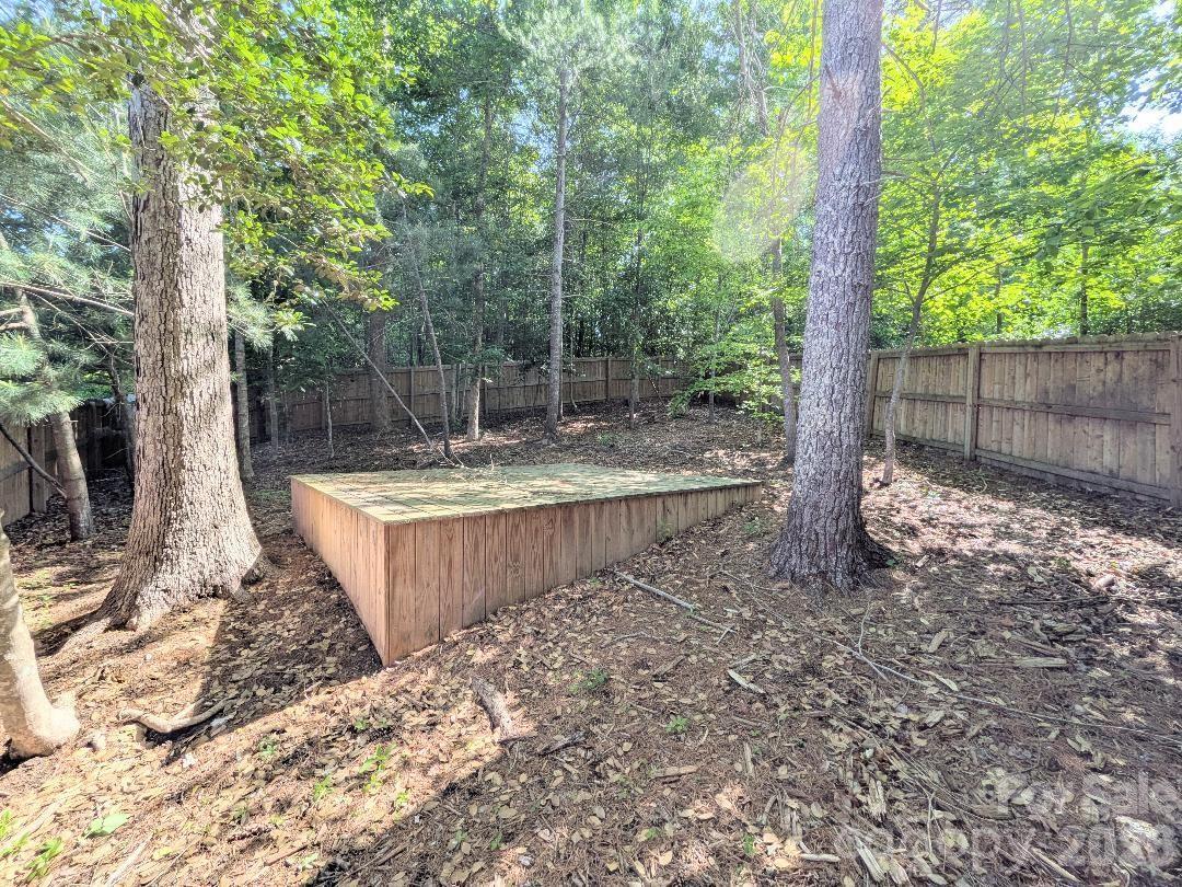 114 Brookstone Drive — Morganton