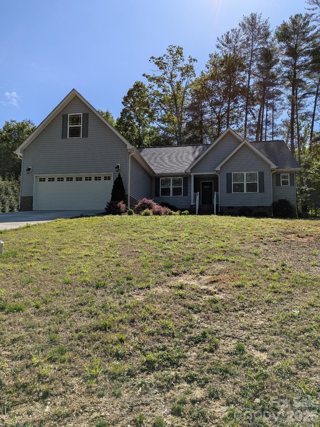 114 Brookstone Drive — Morganton