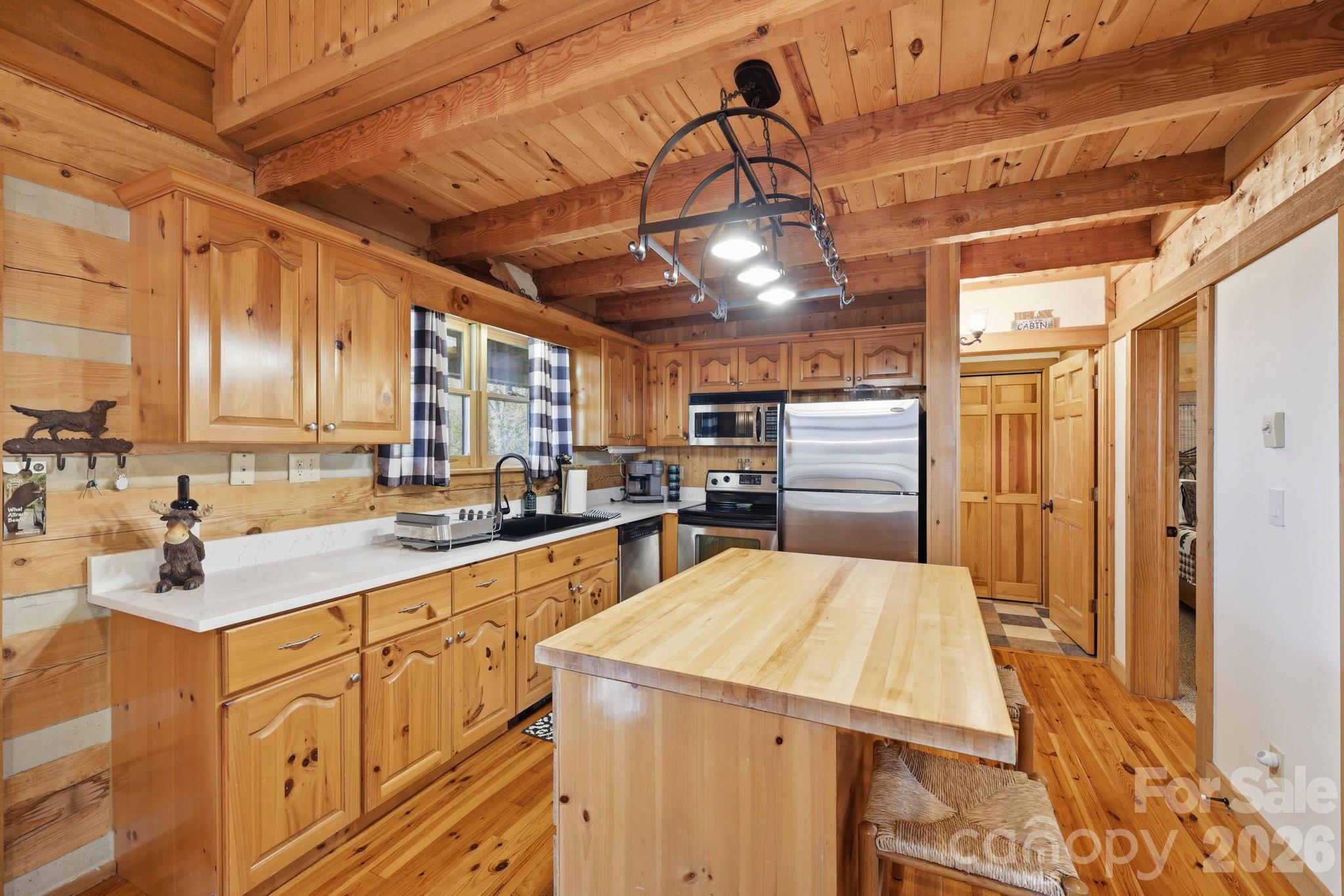 165 Little Boulder Lane — Seven Devils