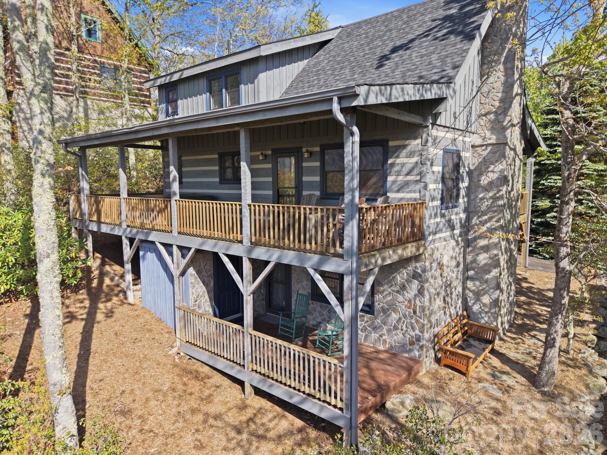 165 Little Boulder Lane — Seven Devils