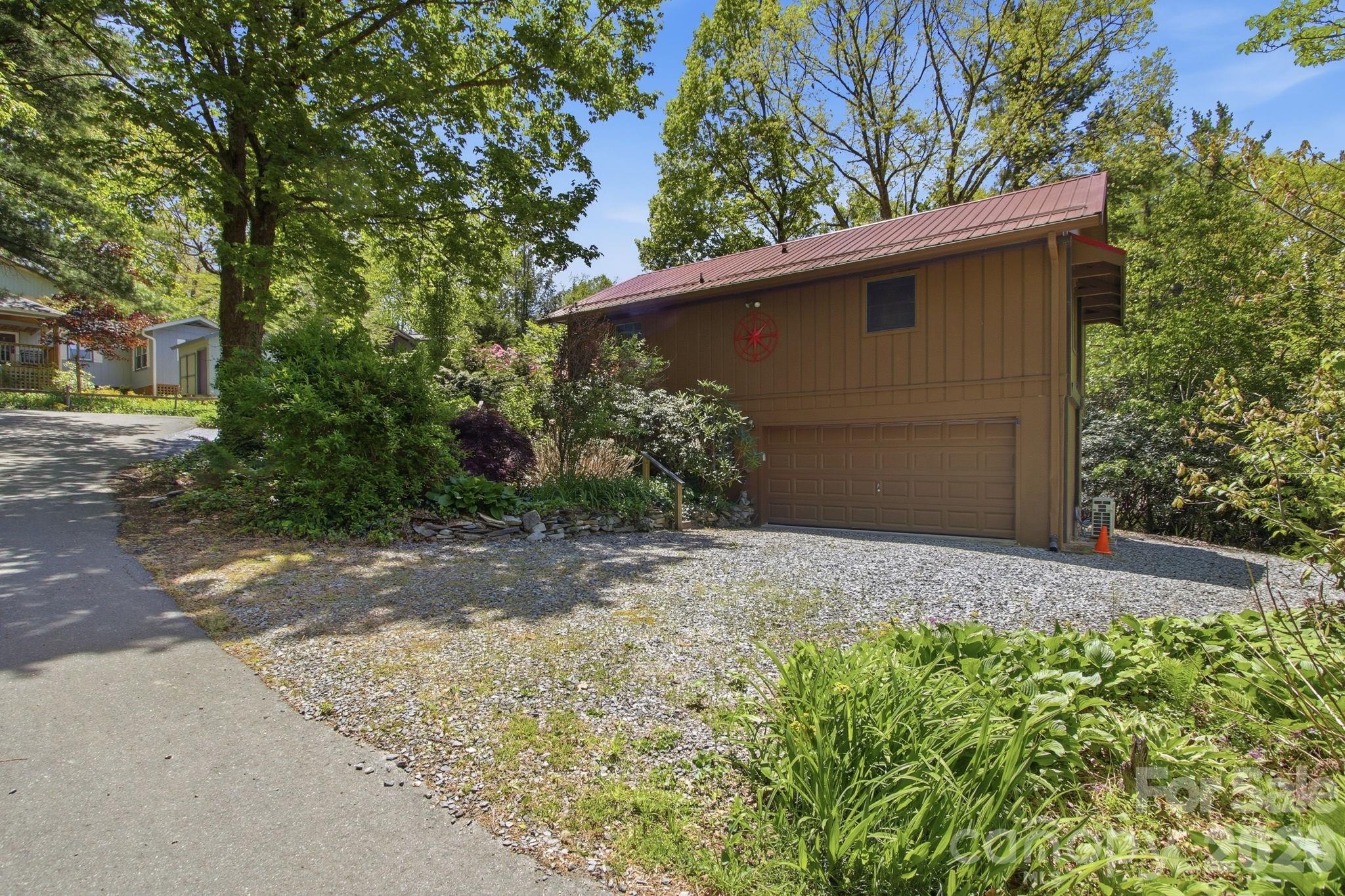 164 Rocky Meadows Road — Newland