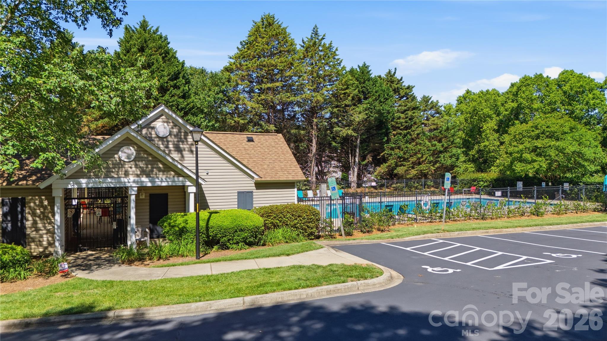 7011 Long Run Lane — Charlotte
