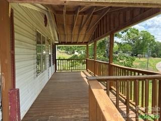 1267 Jacktown Road — Marion