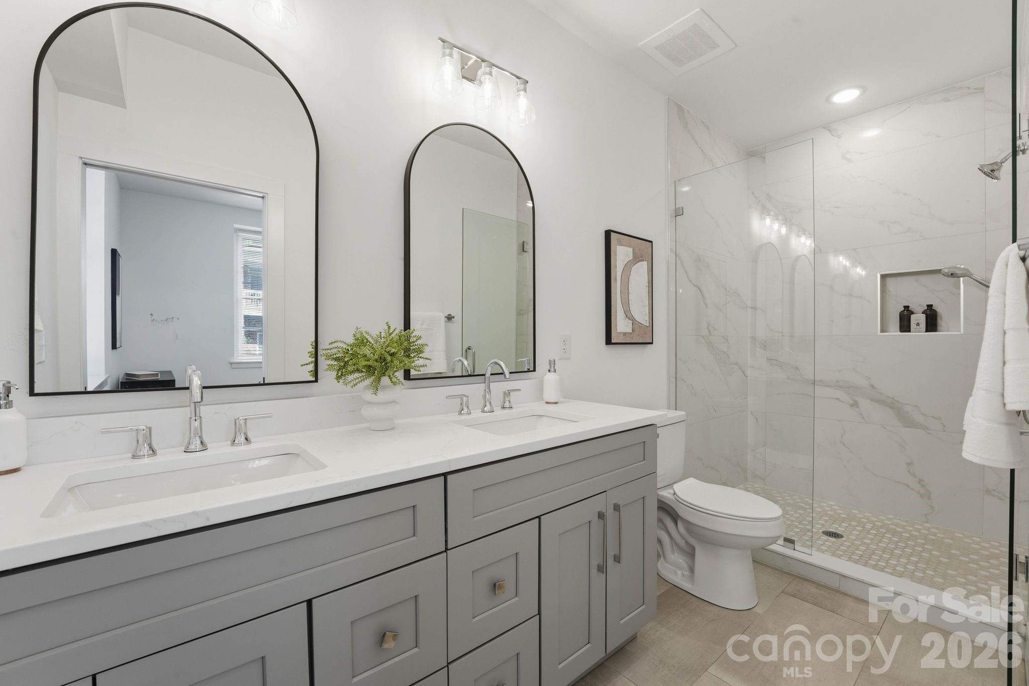 201 Grandin Road #5 — Charlotte
