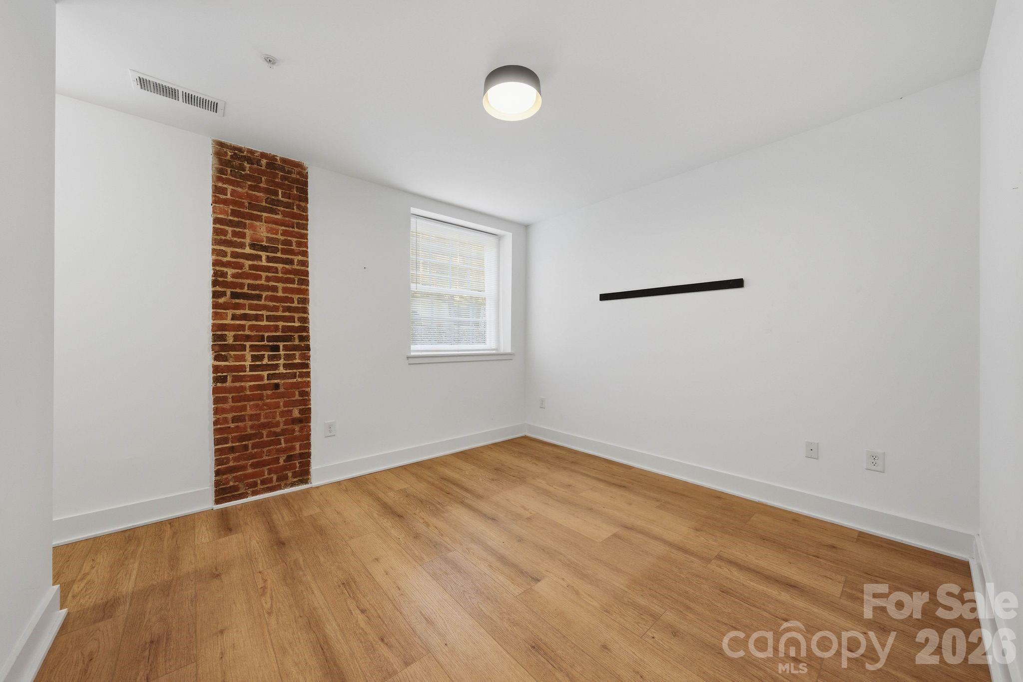201 Grandin Road #9 — Charlotte