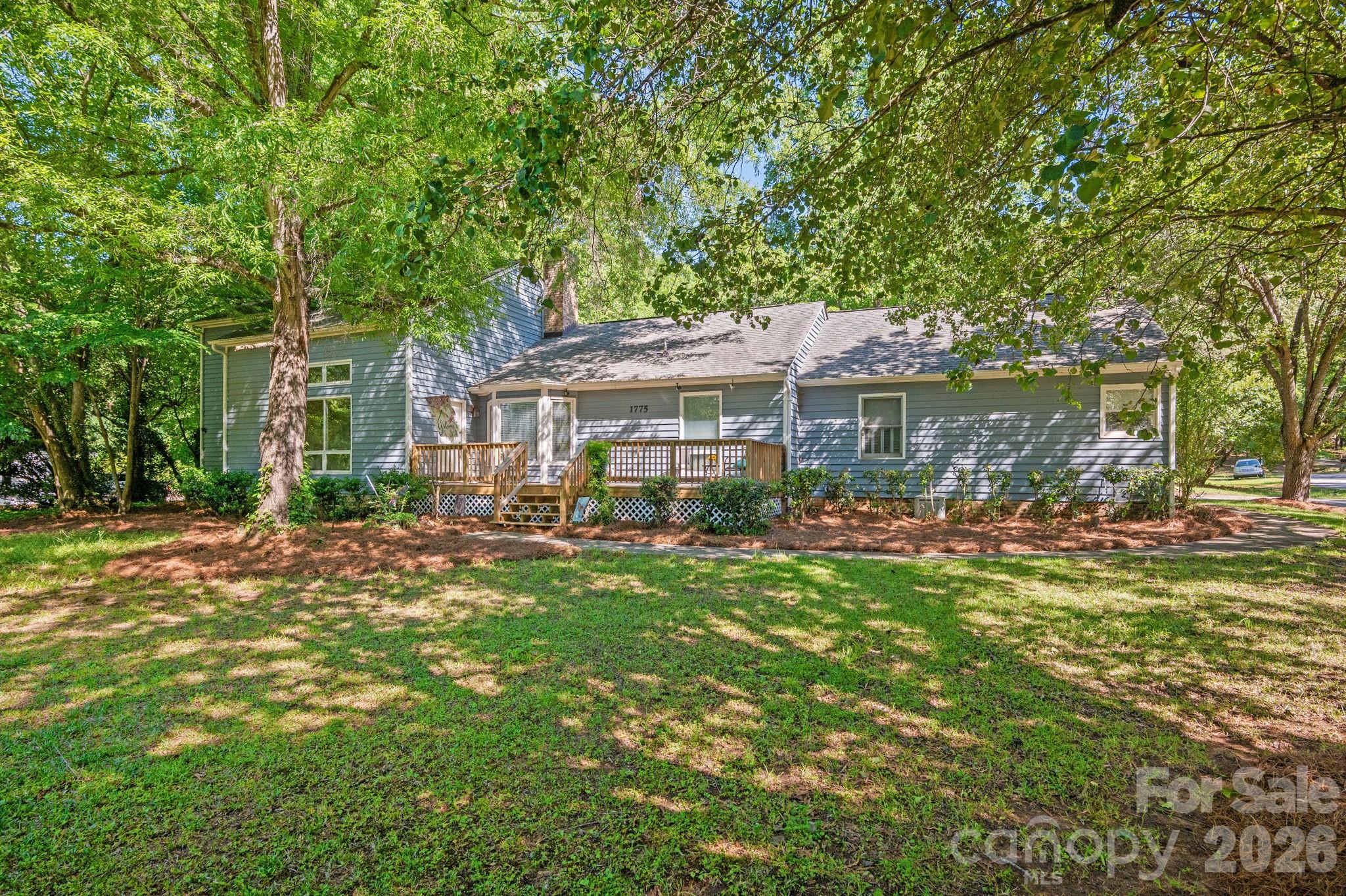 1775 Apple Tree Lane — Fort Mill