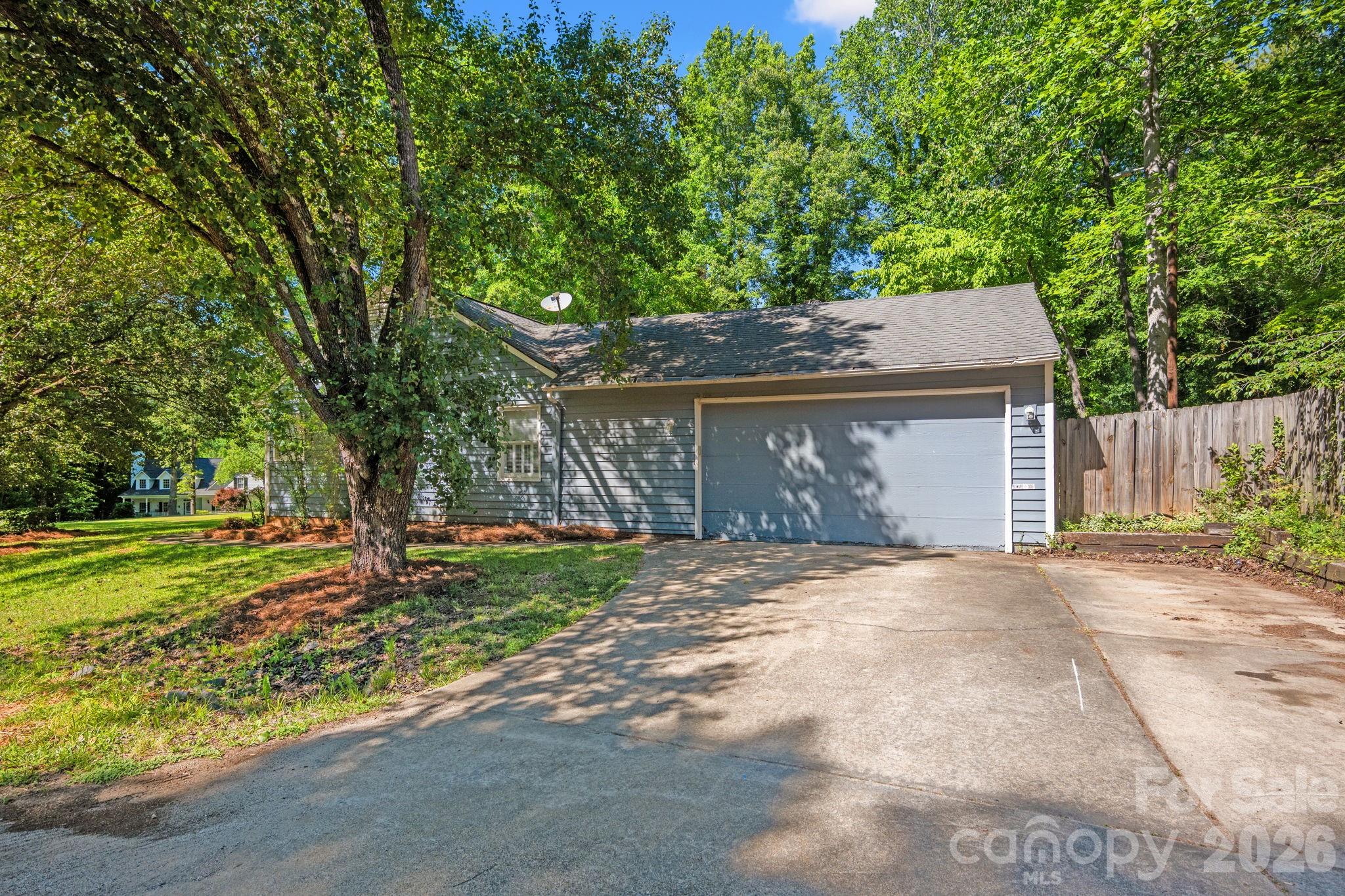 1775 Apple Tree Lane — Fort Mill