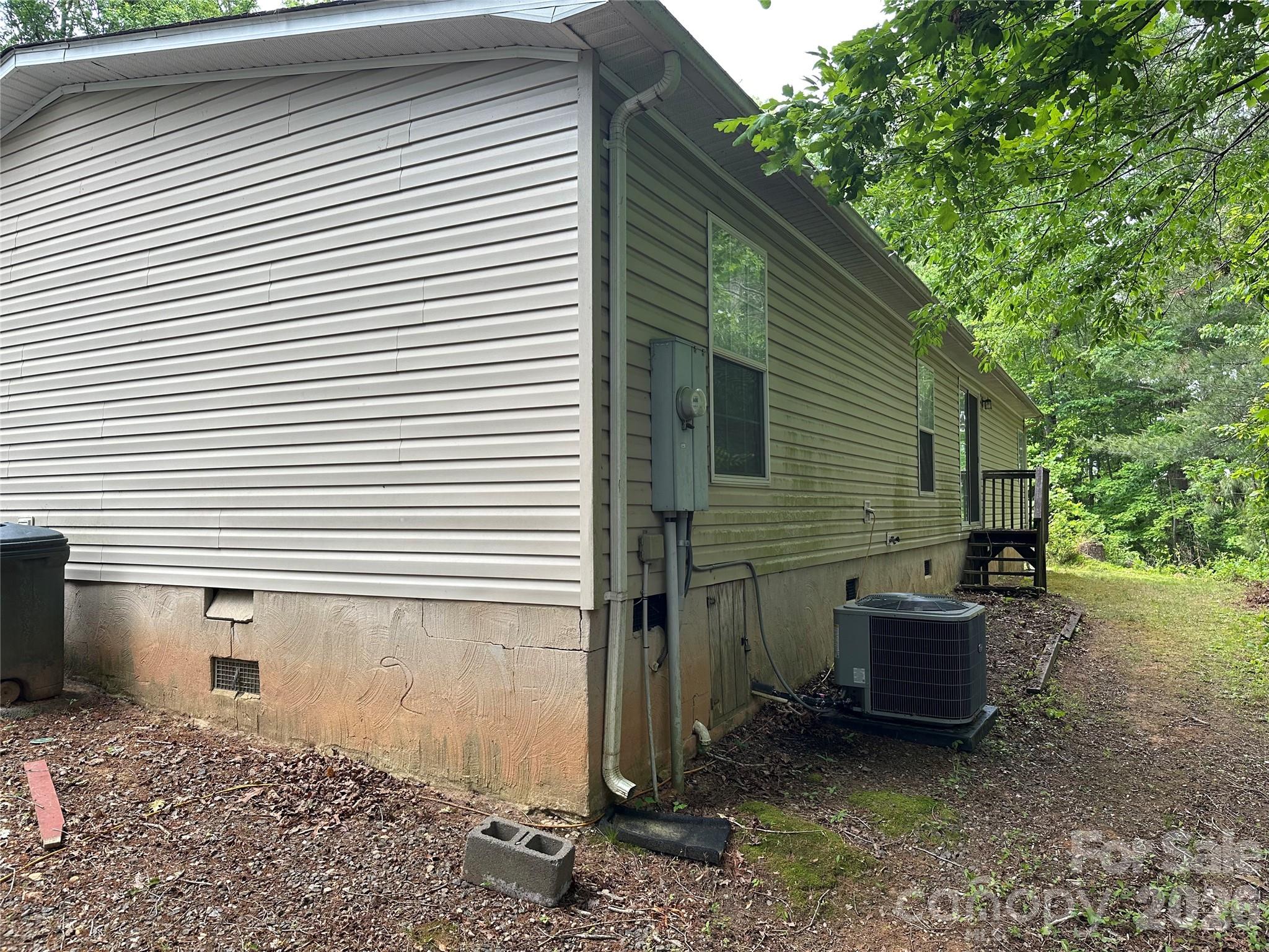 2495 Melvin Propst Drive — Morganton